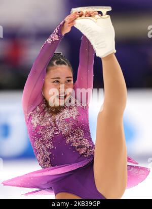 Yuna Shiraiwa, du Japon, se produit au patinage des dames lors du Grand Prix de patinage artistique de l'UIP Rostecom Cup à Moscou, en Russie, le 18 novembre 2018. (Photo par Igor Russak/NurPhoto) Banque D'Images