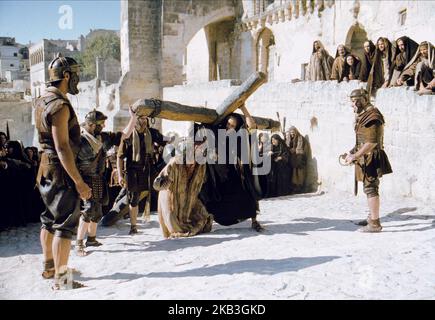 LA PASSION DU CHRIST, JAMES CAVIEZEL, JARRETH J. MERZ, 2004 Banque D'Images