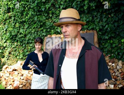 L'ENSEMBLE DES DIX VERGES, AMANDA PEET, BRUCE WILLIS, 2004 Banque D'Images