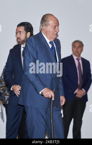 L’ancien roi Juan Carlos I d’Espagne assiste à l’inauguration de l’exposition “Democracia 1978-20182” au Forum Caixa à Madrid, en Espagne. 04 décembre 2018. (Photo de A. Ware/NurPhoto) Banque D'Images