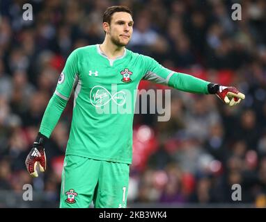 Londres, Angleterre - 05 décembre 2018 Alex McCarthy de Southampton pendant la première ligue entre Tottenham Hotspur et Southampton au stade Wembley, Londres, Angleterre, le 05 décembre 2018. (Photo par action Foto Sport/NurPhoto) Banque D'Images