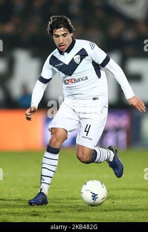 Sandro Tonali pendant le match de la série italienne B 2018/2019 entre Ascoli Calcio 1898 FC et le club de football de Brescia au Stadio Cino e Lillo Del Duca on 22 décembre 2018 à Ascoli Piceno, Italie. (Photo de Danilo Di Giovanni/NurPhoto) Banque D'Images