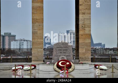 Le tombeau d'Ismet Inonu, deuxième président de la Turquie moderne et successeur de Mustafa Kemal Ataturk, est photographié à Anitkabir à l'occasion du 45th anniversaire de sa mort à Ankara, Turquie, sur 25 décembre 2018. (Photo par Altan Gocher/NurPhoto) Banque D'Images