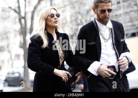 Kate Moss vu dehors et sur à Paris. En France, sur 17 janvier 2019. (Photo de Mehdi Taamallah/NurPhoto) Banque D'Images