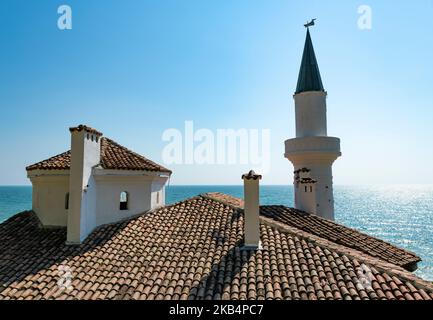Le palais Balchik en face de la côte de la mer Noire, Balchik, Bulgarie Banque D'Images