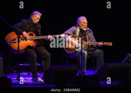 24 janvier 2019 - Orlando, Floride, États-Unis - Hot Tuna se produit sur scène au Plaza Live on 24 janvier 2019 à Orlando, en Floride. Jack Casady (à gauche) et Jorma Kaukonen sont membres fondateurs du groupe de rock psychédélique Jefferson Airplane. (Photo de Paul Hennessy/NurPhoto) Banque D'Images