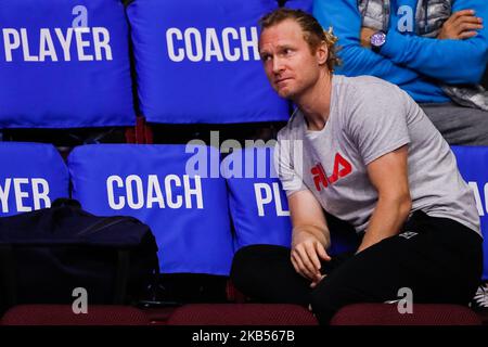 Dmitry Tursunov, entraîneur d'Aryna Sabalenka, regarde pendant son match de tennis WTA St. Petersburg Ladies Trophy 2019 contre Ekaterina Alexandrova, de Russie, sur 1 février 2019 à Saint-Pétersbourg, en Russie. (Photo de Mike Kireev/NurPhoto) Banque D'Images