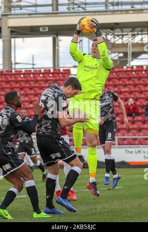 NORTHAMPTON, ROYAUME-UNI. 3RD FÉVRIER. René Gilmartin, gardien de Colchester United, lors de la première moitié du match de la Sky Bet League Two entre Northampton Town et Colchester United au PTS Academy Stadium, Northampton, le samedi 2nd février 2019. (Photo par MI News/NurPhoto) Banque D'Images