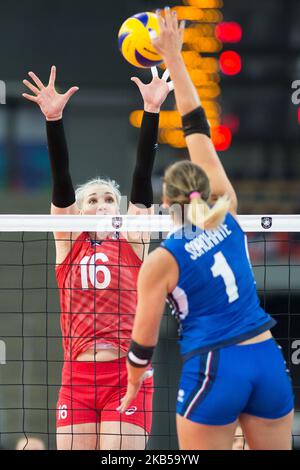 Irina Voronkova (RUS),Indre Sorokaite (ITA) pendant le volley-ball European Championship Women, quart de finale entre l'Italie et la Russie le 4 septembre 2019 à Lodz, Pologne. (Photo par Foto Olimpik/NurPhoto) Banque D'Images