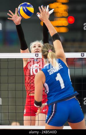 Irina Voronkova (RUS),Indre Sorokaite (ITA) pendant le volley-ball European Championship Women, quart de finale entre l'Italie et la Russie le 4 septembre 2019 à Lodz, Pologne. (Photo par Foto Olimpik/NurPhoto) Banque D'Images