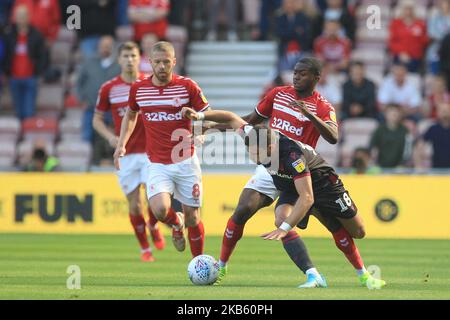 Anfernee Dijksteel de Middlesbrough en action avec Lucas Boye de Reading lors du match de championnat Sky Bet entre Middlesbrough et Reading au stade Riverside, Middlesbrough, le samedi 14th septembre 2019. (Photo de Mark Fletcher/MI News/NurPhoto) Banque D'Images