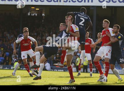 Stephen Humphrys de Southend s'est Uni sous la pression de Jimmy Dunne de Fleetwood Town pendant l'anglais Sky Bet League One entre Southend United et Fleetwood Town au Roots Hall Stadium , Southend, Angleterre le 14 septembre 2019 (photo par action Foto Sport/NurPhoto) Banque D'Images