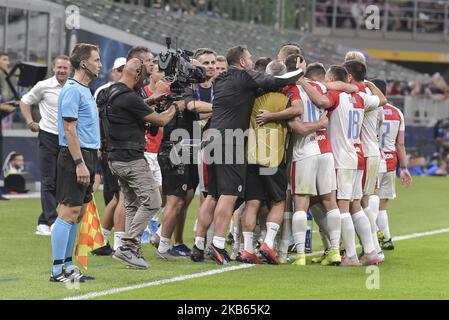 Slavia Praha célèbre lors du match F de la Ligue des champions de l'UEFA entre le FC Internazionele et Slavia Praha au Stadio Giuseppe Meazza sur 17 septembre 2019 à Milan, en Italie. (Photo de Giuseppe Cottini/NurPhoto) Banque D'Images