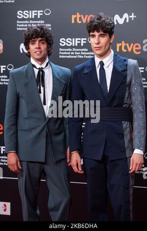 Javier Ambrossi et Javier Calvo assistent à la première 'Blackbird (la Decision)' au Festival du film de San Sebastian 67th à San Sebastian, en Espagne, sur 20 septembre 2019. (Photo de Manuel Romano/NurPhoto) Banque D'Images