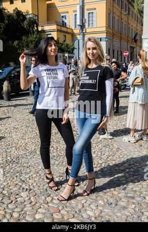 Invité vu à l'extérieur du spectacle Etro pendant la semaine de la mode de Milan Printemps/été 2020 sur 20 septembre 2019 à Milan, Italie. (Photo par Mairo Cinquetti/NurPhoto) Banque D'Images