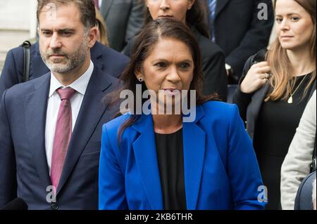 Gina Miller quitte la Cour suprême le 24 septembre 2019 à Londres, en Angleterre. Aujourd'hui, les juges de la Cour suprême ont rendu un verdict selon lequel le Premier ministre Boris Johnson a agi illégalement en conseillant à la Reine de proroger le Parlement pendant cinq semaines. (Photo de Wiktor Szymanowicz/NurPhoto) Banque D'Images