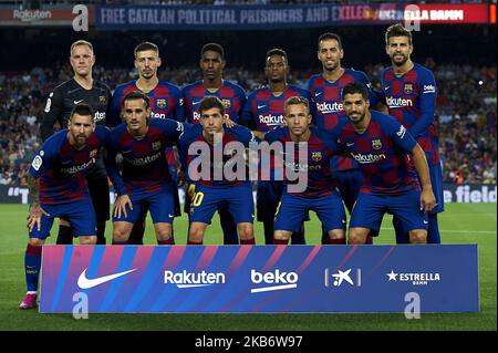 Ligne FC Barcelone (G-D) Andre Ter Stegen, Clément Lenglet, Junior Firpo, Nelson Semedo, Sergio Busquets, Gerard pique, Lionel Messi, Antoine Griezmann, Sergi Roberto, Arthur Melo, Luis Suarez pendant le match de la Ligue entre le FC Barcelone et le FC Villarreal au Camp Nou sur 24 septembre 2019 à Barcelone, Espagne. (Photo de Jose Breton/Pics action/NurPhoto) Banque D'Images
