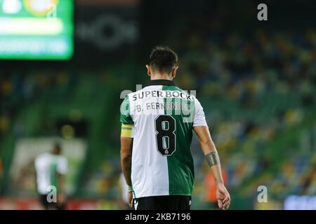 Bruno Fernandes, milieu de terrain du CP sportif, en action lors du match de groupe C de la coupe de la Ligue portugaise entre le CP sportif et le FC Rio Ave au stade Alvalade de Lisbonne sur 26 septembre 2019. (Photo de Paulo Nascimento / DPI / NurPhoto) Banque D'Images