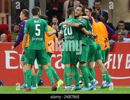 Gaetano Castrovilli de Fiorentina fête avec ses coéquipiers lors de la série A Match AC Milan / ACF Fiorentina au stade San Siro de Milan, Italie sur 29 septembre 2019 (photo de Matteo Ciambelli/NurPhoto) Banque D'Images
