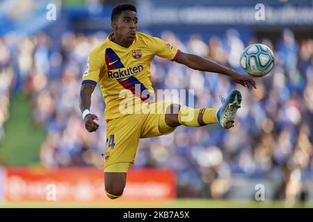 Junior Firpo de Barcelone contrôle le ballon pendant le match de la Ligue entre Getafe CF et le FC Barcelone au Colisée Alfonso Perez sur 29 septembre 2019 à Getafe, Espagne. (Photo de Jose Breton/Pics action/NurPhoto) Banque D'Images