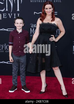 HOLLYWOOD, LOS ANGELES, CALIFORNIE, États-Unis - SEPTEMBRE 30 : Freddie Full et Annie Wersching arrivent à la première mondiale de Disney's 'Maleficent: Mistress of Evil' qui s'est tenue au théâtre El Capitan sur 30 septembre 2019 à Hollywood, Los Angeles, Californie, États-Unis. (Photo par Xavier Collin/image Press Agency/NurPhoto) Banque D'Images