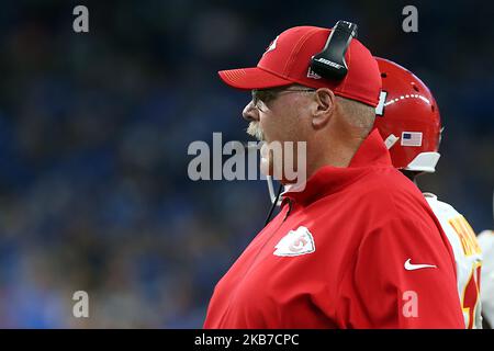 Andy Reid, entraîneur-chef des Kansas City Chiefs, regarde pendant la première moitié d'un match de football de la NFL contre les Kansas City Chiefs à Detroit, Michigan, États-Unis, dimanche, 29 septembre 2019. (Photo par Amy Lemus/NurPhoto) Banque D'Images