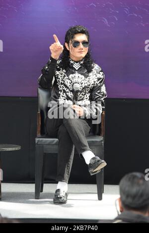Noviembre 03, 2022, Ciudad de México, México: El cantte y bailarín brasileño Lenny Jay, en conferencia de prensa para anunciar su show “this is Michael” attributo al “Rey del Pop”. En el Auditorio Nacional, (Foto: Francisco Morales/DAMMPHOTO) 03 novembre 2022, Mexico, Mexique: Lenny Jay, chanteur et danseur brésilien, lors d'une conférence de presse pour annoncer son spectacle hommage au "Roi de la Pop". À l'Auditorium national, (photo: Francisco Morales/DAMMPHOTO) Banque D'Images