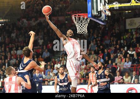 11 Simmons Jeremy d'Openjobmetis en action pendant l'Italie Lega Panier de Serie A , Openjobmetis Varese - Fortitudo Bologna le 6 octobre 2019 à Varese Palasport Enerxenia Arena (photo de Fabio Averna/NurPhoto) Banque D'Images