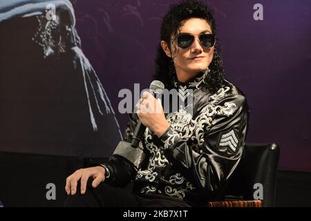 Noviembre 03, 2022, Ciudad de México, México: El cantte y bailarín brasileño Lenny Jay, en conferencia de prensa para anunciar su show “this is Michael” attributo al “Rey del Pop”. En el Auditorio Nacional, (Foto: Francisco Morales/DAMMPHOTO) 03 novembre 2022, Mexico, Mexique: Lenny Jay, chanteur et danseur brésilien, lors d'une conférence de presse pour annoncer son spectacle hommage au "Roi de la Pop". À l'Auditorium national, (photo: Francisco Morales/DAMMPHOTO) Banque D'Images
