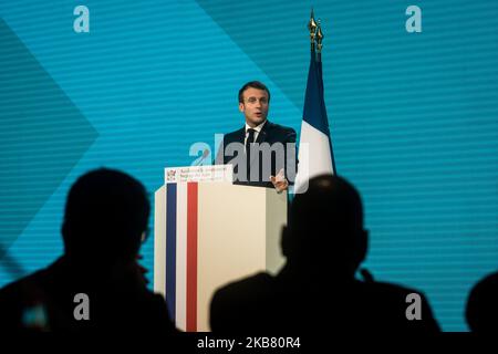 Le président français Emmanuel Macron prononce un discours à l'ouverture de la journée de collecte de fonds à la sixième conférence du Fonds mondial à Lyon, en France, sur 10 octobre 2019. (Photo de Nicolas Liponne/NurPhoto) Banque D'Images