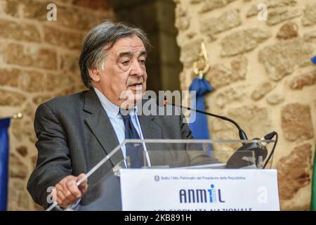 Le maire de Palerme Leoluca Orlando parle pendant la Journée nationale DE L'ANMIL 69th, pour les victimes d'accidents du travail, a été célébré dans le complexe de Santa Maria dello Spasimo à Palerme, Italie, le 13 octobre 2019. (Photo de Francesco Militello Mirto/NurPhoto) Banque D'Images