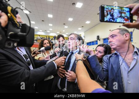 Le maire Leoluca Orlando dans l'école Ernesto Ascione à Palerme, pendant mille Perifererie, le réseau pour la régénération urbaine et la sécurité des banlieues des villes italiennes. Palerme, 14 octobre 2019 (photo de Francesco Militello Mirto/NurPhoto) Banque D'Images