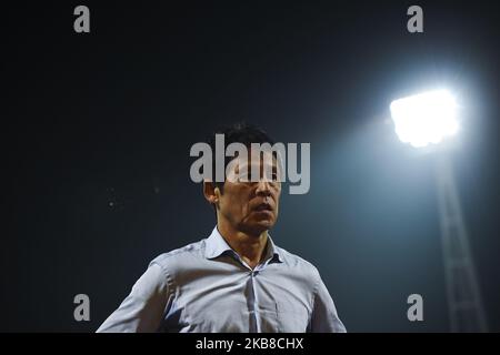 Akira Nishino, entraîneur thaïlandais, lors du match de qualification G de la coupe du monde de la FIFA 2022 entre la Thaïlande et les Émirats arabes Unis (eau) au stade de Thammasat à Bangkok, Thaïlande, 15 octobre 2019. (Photo par Anusak Laowilas/NurPhoto) Banque D'Images