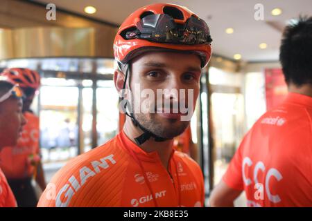 Jakub Mareczko, cycliste italien d'origine polonaise, pour l'équipe CCC Pro, avant la conférence de presse de son équipe, à la veille de l'édition 3rd du Cyclisme Tour de Guangxi 2019. Mercredi, 16 octobre 2019, à Beihai, dans la région de Guangxi, Chine. (Photo par Artur Widak/NurPhoto) Banque D'Images