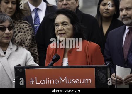 Dolores Huertas est vu jeudi matin après avoir témoigné devant le Comité des ressources naturelles de la Chambre en faveur de la Smithsonian American Latino Museum Act. Washington, D.C., jeudi, 17 octobre 2019. (Photo par Aurora Samperio/NurPhoto) Banque D'Images