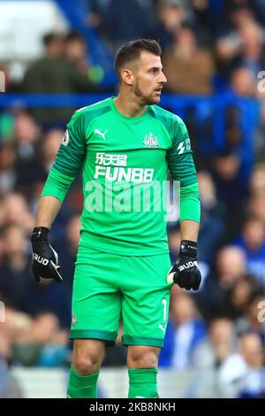 Martin Dubravka, gardien de but de Newcastles, lors du match de la Premier League entre Chelsea et Newcastle United à Stamford Bridge, Londres, le samedi 19th octobre 2019. (Photo de Leila Coker/MI News/NurPhoto) Banque D'Images