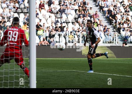 Juventus en avant Cristiano Ronaldo (7) marque son but du faire 2-0 pendant la série Un match de football n.6 JUVENTUS - SPAL sur 28 septembre 2019 au stade Allianz à Turin, Piémont, Italie. Résultat final: Juventus-SPAL 2-0. (Photo de Matteo Bottanelli/NurPhoto) Banque D'Images