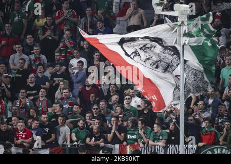 Lokomotiv Moskva soutient les fans lors du match de football de groupe de l'UEFA Champions League n.3 JUVENTUS - LOKOMOTIV MOSKVA sur 22 octobre 2019 au stade Allianz de Turin, Piémont, Italie. Résultat final: Juventus - Lokomotiv Moskva 2-1. (Photo de Matteo Bottanelli/NurPhoto) Banque D'Images