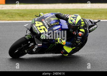 Valentino Rossi, d'Italie, fait du vélo Monster Energy Yamaha MotoGP lors de l'entraînement pour le MotoGP australien au circuit du Grand Prix de Phillip Island sur 25 octobre 2019 à Phillip Island, en Australie (photo de Morgan Hancock/NurPhoto) Banque D'Images