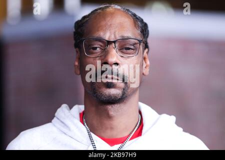 HOLLYWOOD, LOS ANGELES, CALIFORNIE, États-Unis - OCTOBRE 24 : le rappeur Snoop Dogg arrive à la première de Netflix 'The Irishman' qui s'est tenue au TCL Chinese Theatre IMAX on 24 octobre 2019 à Hollywood, Los Angeles, Californie, États-Unis. (Photo par Xavier Collin/image Press Agency/NurPhoto) Banque D'Images