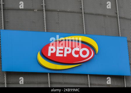 Le logo du magasin Pepco est visible à Gdansk, en Pologne, le 26 octobre 2019, sur le mur du centre commercial Metropolis (photo de Michal Fludra/NurPhoto) Banque D'Images