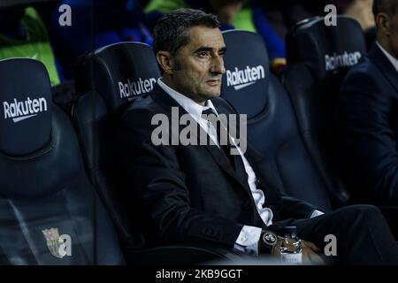 Ernesto Valverde d'Espagne du FC Barcelone pendant le match de la Liga entre le FC Barcelone et le Real Valladolid au Camp Nou Stadium à Barcelone 29 d'octobre 2019, Espagne. (Photo par Xavier Bonilla/NurPhoto) Banque D'Images