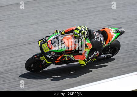 Andrea Iannone, motoGP italienne, de l'équipe de course d'Aprilia Gresini, en action lors de la première séance d'entraînement du Grand Prix de moto malaisien au circuit international de Sepang, le 1st novembre 2019 à Kuala Lumpur, en Malaisie. (Photo de Zahim Mohd/NurPhoto) Banque D'Images