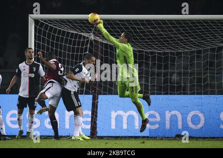 Le gardien de but de Juventus Wojciech Szczesny (1) en action pendant la série A football match n.11 TURIN - JUVENTUS sur 02 novembre 2019 au Stadio Olimpico Grande à Turin, Piémont, Italie. Résultat final: Torino-Juventus 0-1. (Photo de Matteo Bottanelli/NurPhoto) Banque D'Images