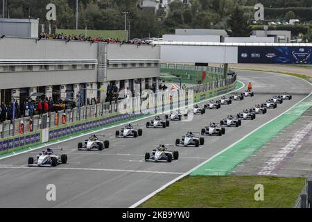 La course a fait marche pendant la FIA Motorsport Games F4 Cup à Autodromo Vallelunga Piero Taruffi, le 3rd novembre 2019, Italie. (Photo par Xavier Bonilla/NurPhoto) Banque D'Images