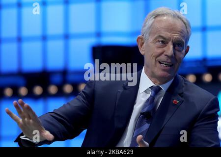 Tony Blair, ancien Premier ministre de Grande-Bretagne et d'Irlande du Nord et président exécutif de l'Institut pour le changement mondial, s'exprime lors de la conférence annuelle sur les technologies du Sommet du Web à Lisbonne, au Portugal, à propos de 6 novembre 2019. (Photo par Pedro Fiúza/NurPhoto) Banque D'Images