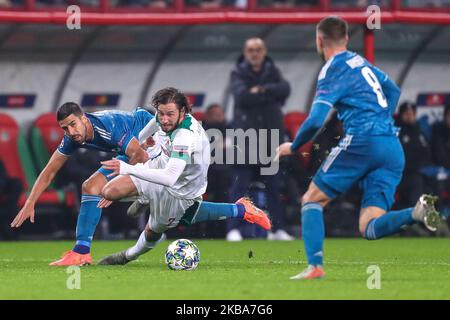 Grzegorz Krychowiak (C) du FC Lokomotiv Moskva vie pour le match de football du groupe D de la Ligue des champions de l'UEFA entre le FC Lokomotiv Moskva et le Juventus à l'arène RZD sur 06 novembre 2019 à Moscou, en Russie. (Photo par Igor Russak/NurPhoto) Banque D'Images