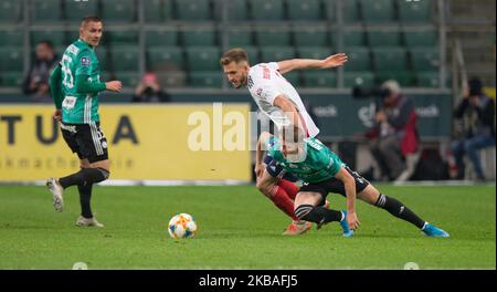 Artur Jedrzejczyk (Legia),Pawel Bochniewicz (Gornik),Arvydas Novikobas (Legia) pendant le match de football PKO Ekstraklasa entre Legia Warsaw et Gornik Zabrze au stade de l'armée polonaise à Varsovie, Pologne, le 9 novembre 2019. (Photo par Foto Olimpik/NurPhoto) Banque D'Images