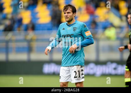 Perparim Hetemaj de Benevento Calcio lors du match de la série B entre Juve Stabia et Benevento Calcio au Stadio Romeo Menti Castellammare di Stabia Italie le 9 novembre 2019. (Photo de Franco Romano/NurPhoto) Banque D'Images