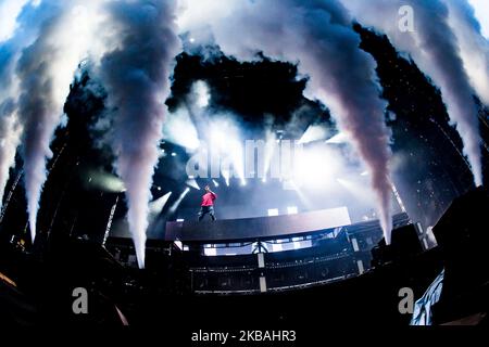 Les Chainsmofumeurs se produit en direct à Ippodromo SNAI à Milan, Italie, 28 juin 2017 (photo de Mairo Cinquetti/NurPhoto) Banque D'Images